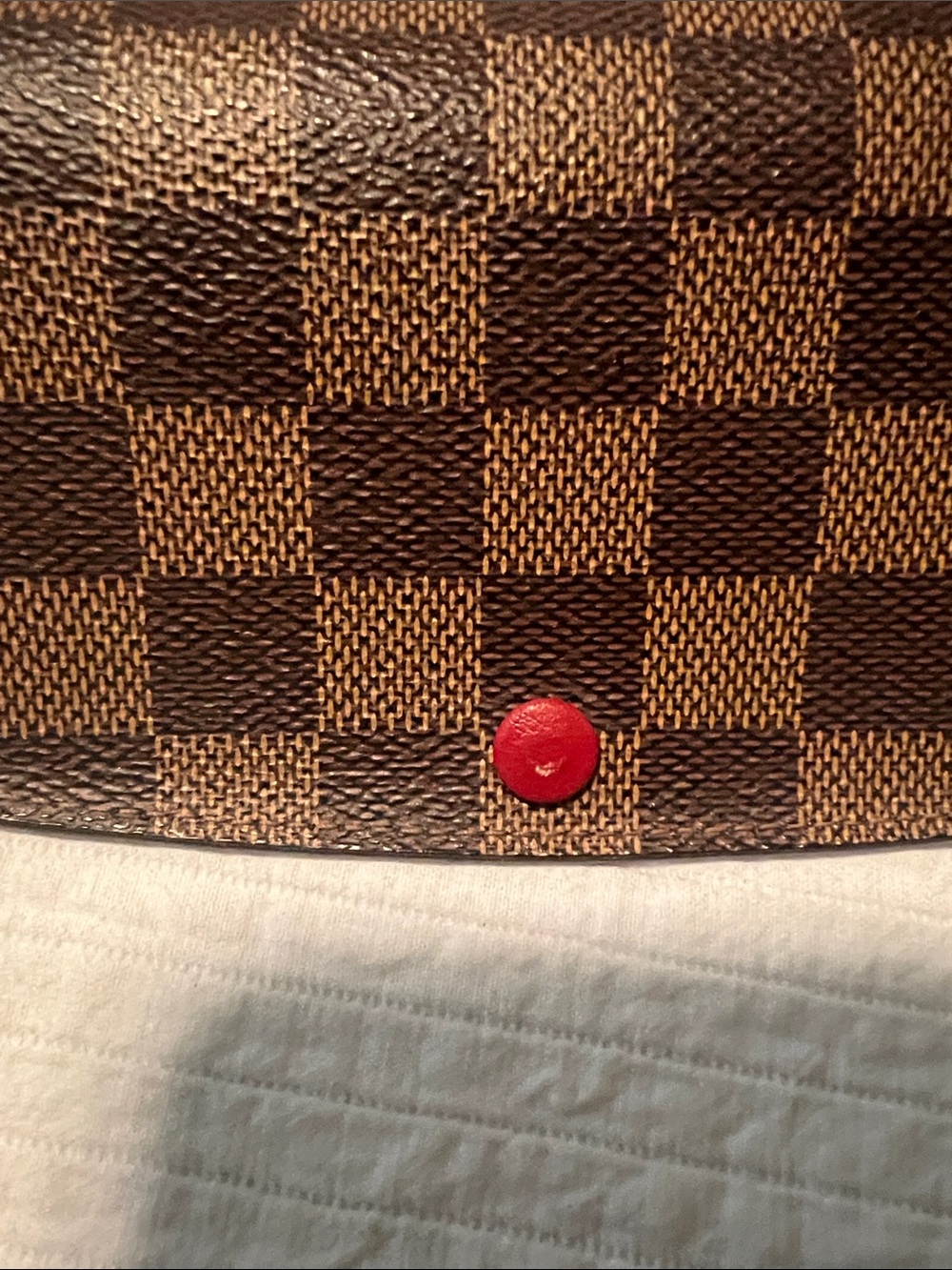 Louis Vuitton Brown Damier Wallet with Red snap close and Interior - Picture 8 of 8